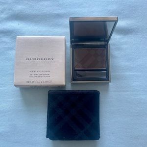 Burberry eye shadow